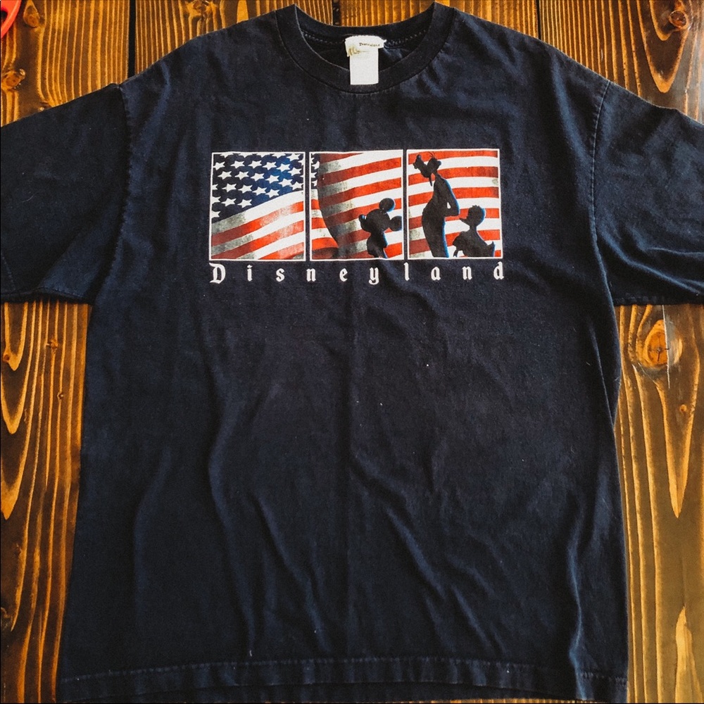 DISNEYLAND USA T-SHIRT sz XL